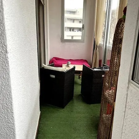 Daire Tres Bien Situe Avec Parking Prive Montpellier